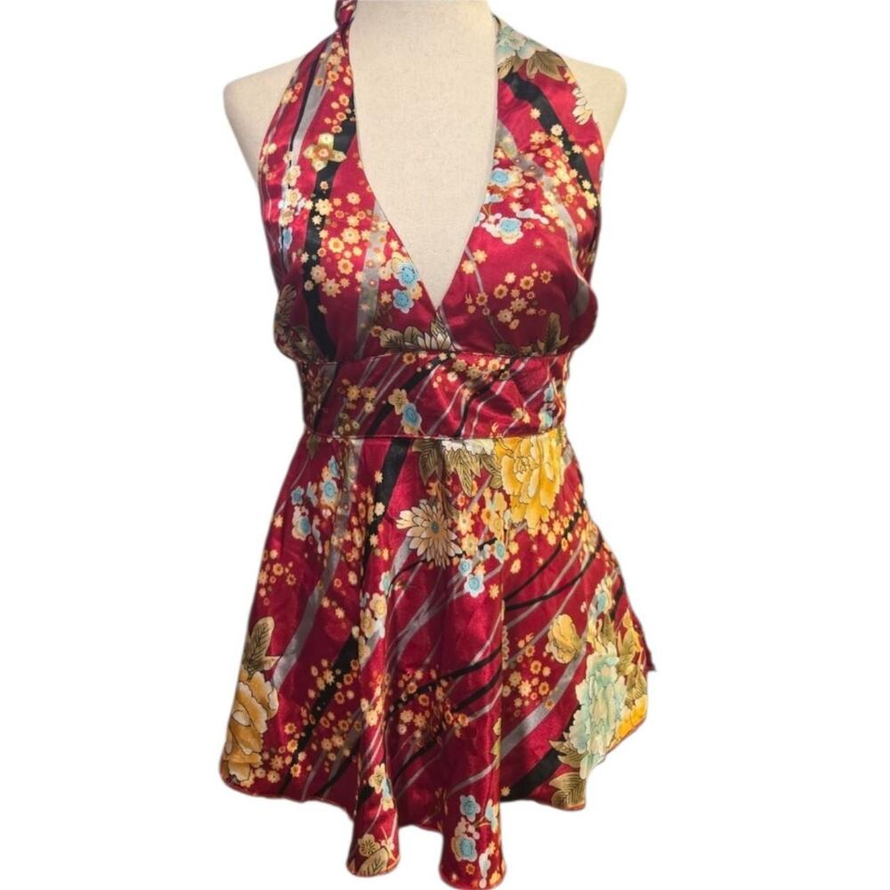 Dreamy y2k red halter top